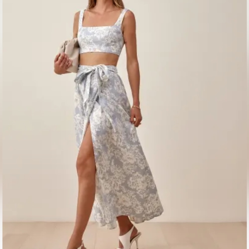 Reformation Linen 2 Piece Set